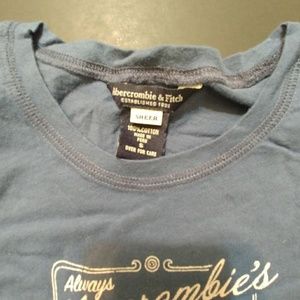 Abercrombie & Fitch Tops - Abercrombie navy Tee sz S Abercrombie & Fitch Tops - Abercrombie navy Tee sz S